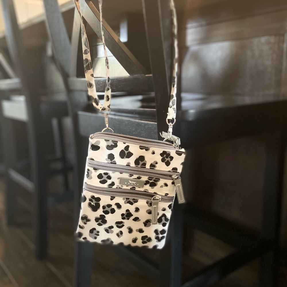 Scout Cross Body